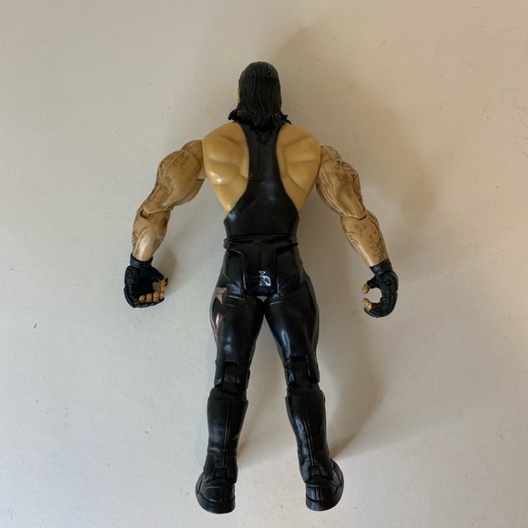 lot of 4  vintage WWE action figures. - Picture 7 of 9